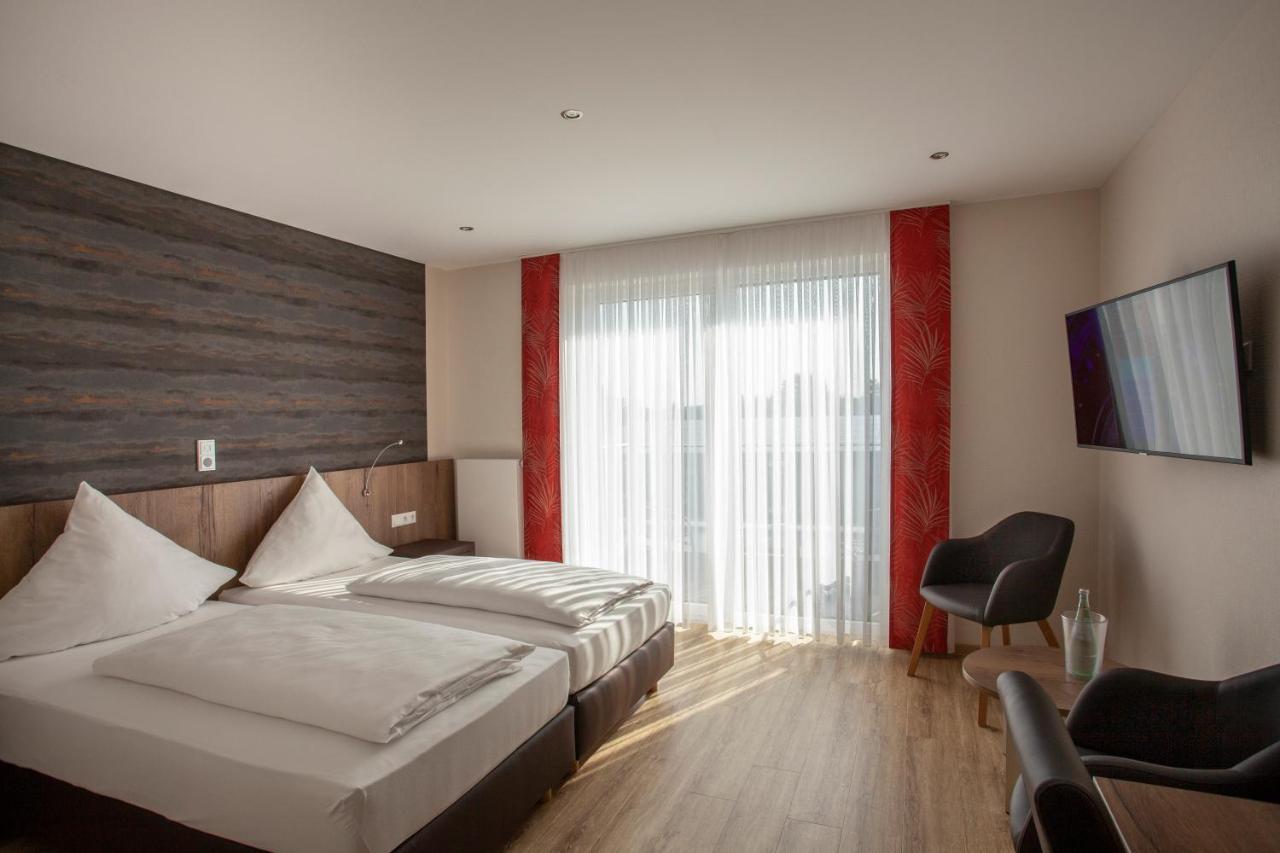 Haus Hubertus Hotell Winterspelt Eksteriør bilde